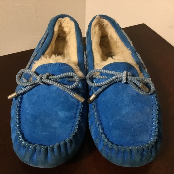 UGG Shoes - UGG Slippers Size 6